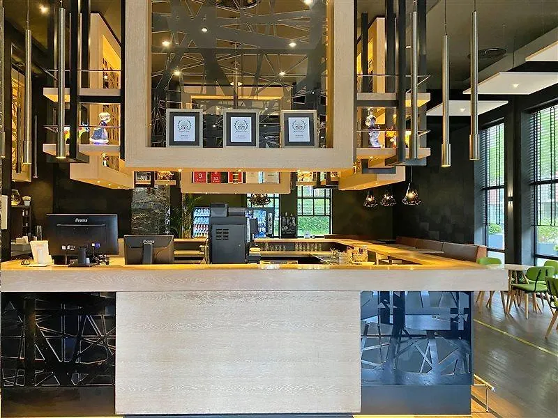 Xo Hotels Couture Amsterdam 4*,