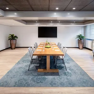 https://nh-amsterdam-schiphol-airport.ihotelsrotterdam.com